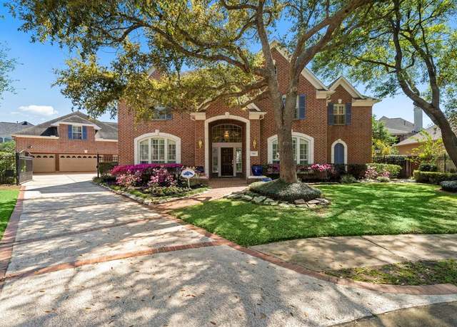 Property at 5203 Cedar Bend Crk, Houston, TX 77041, 4 beds, 4.5 baths