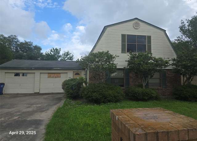 Property at 4209 Hiram Brandon Dr, Bay City, TX 77414, 3 beds, 2 baths