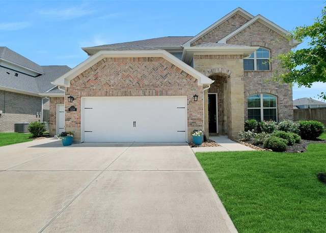 Property at 31319 Mallet Cv, Fulshear, TX 77441, 5 beds, 3 baths