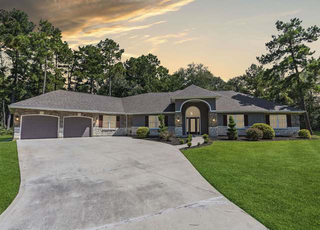 Property at 17501 Julianne Dr, Waller, TX 77484, 4 beds, 3 baths