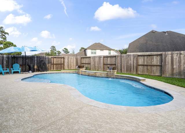 Property at 16918 Lake Willowby Ln, Houston, TX 77044, 4 beds, 2.5 baths