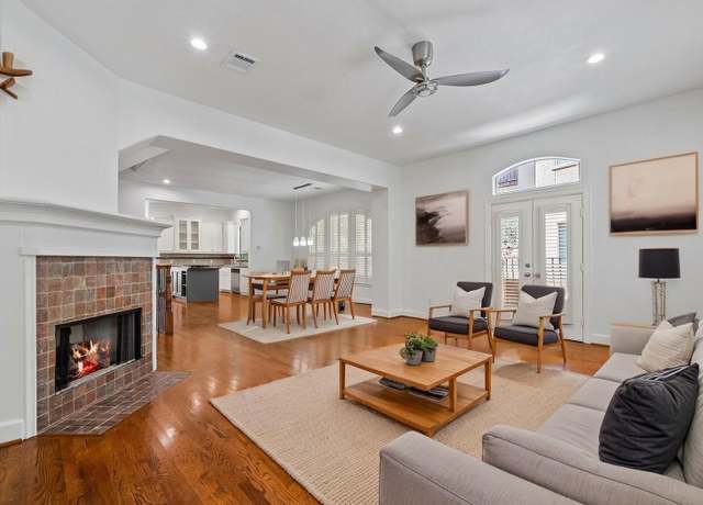 Property at 588 Bomar St, Houston, TX 77006, 3 beds, 3.5 baths