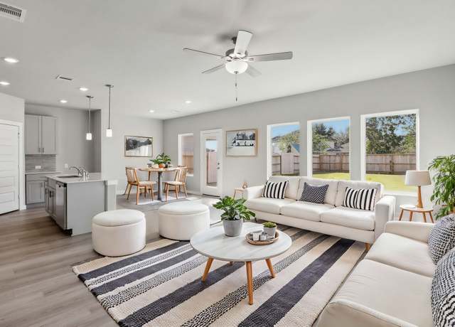 Property at 16706 Sterling Cliff St, Conroe, TX 77302, 4 beds, 2.5 baths
