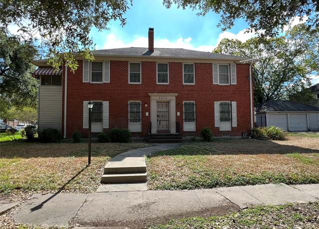 Property at 4905 Jackson St, Houston, TX 77004, 2 beds, 2 baths
