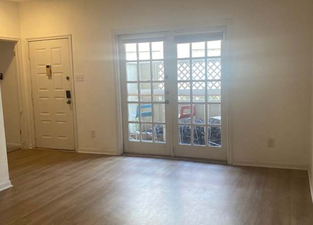 Property at 8055 Cambridge St #83, Houston, TX 77054, 2 beds, 1 bath