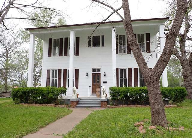 Property at 206 W 1st St, Wharton, TX 77488, 3 beds, 2 baths