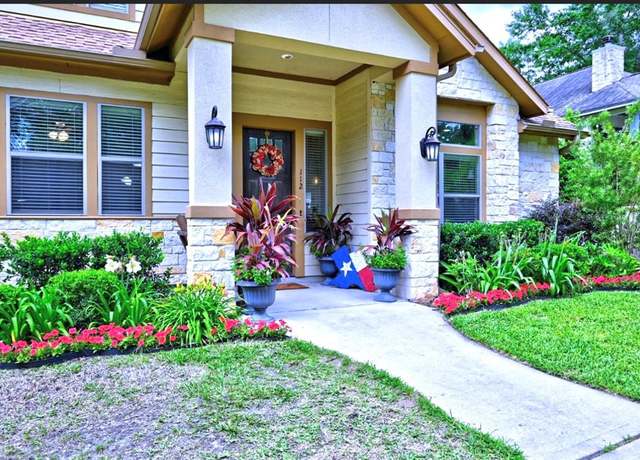 Property at 112 Timberside Dr, Conroe, TX 77304, 4 beds, 3 baths