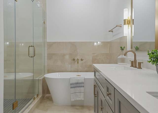 Property at 5018 Golden Forest Dr, Houston, TX 77091, 3 beds, 2.5 baths