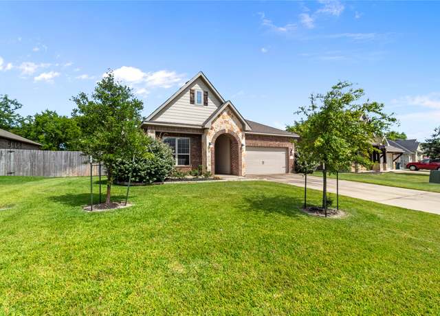 Property at 2905 Archer Dr, Bryan, TX 77808, 4 beds, 2 baths