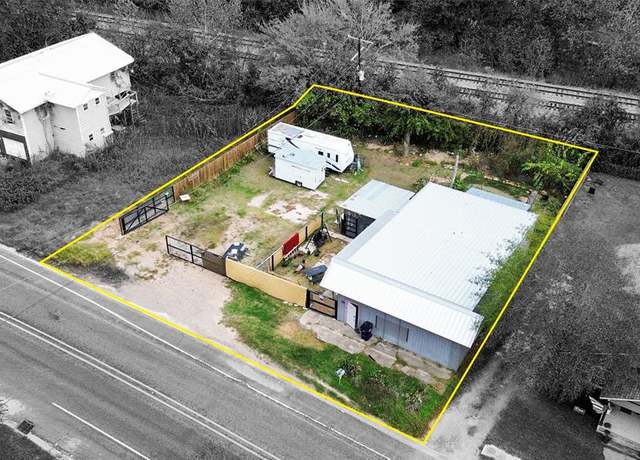 Property at 319 N Robb St, Trinity, TX 75862, 1.5 baths
