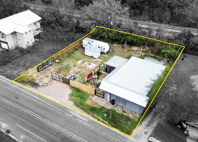 Property at 319 N Robb St, Trinity, TX 75862, 1.5 baths