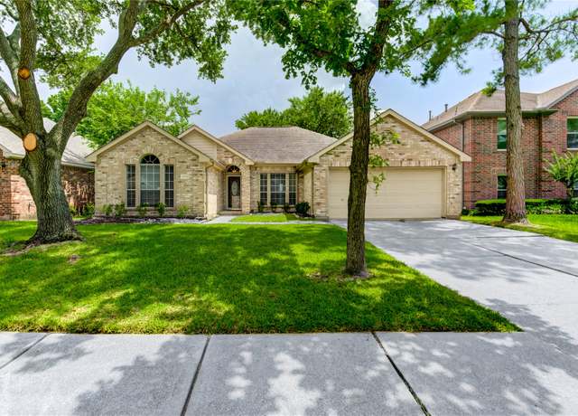 Property at 15311 Gatesbury Dr, Houston, TX 77082, 3 beds, 2 baths