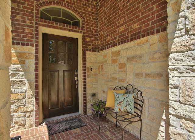 Property at 119 Pike Mill Pl, Montgomery, TX 77316, 4 beds, 2 baths