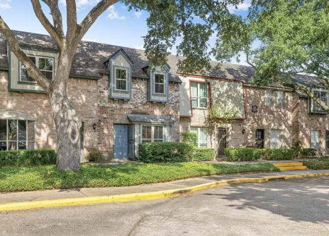 Property at 850 Threadneedle St #78, Houston, TX 77079, 2 beds, 2.5 baths