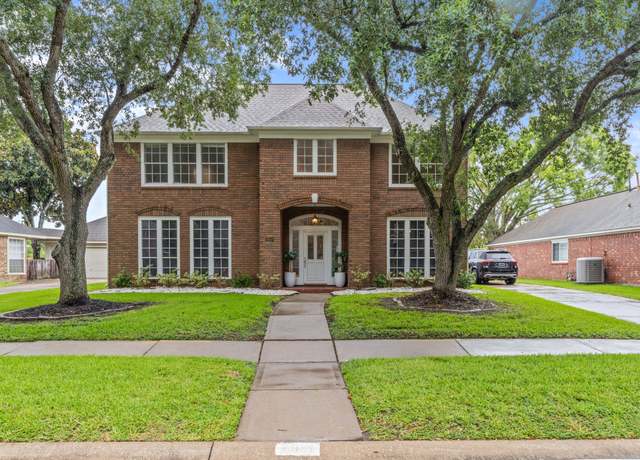 Property at 4814 Kirkwall Dr, Sugar Land, TX 77479, 4 beds, 2.5 baths