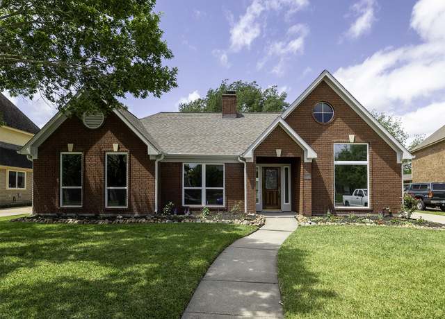 Property at 2414 Shoal Creek Dr, League City, TX 77573, 4 beds, 2 baths