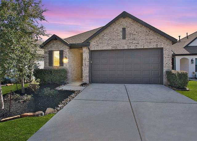 Property at 526 Chestnut Reef Ct, Conroe, TX 77304, 3 beds, 2.5 baths