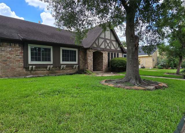 Property at 4531 Hickory Downs Dr, Houston, TX 77084, 4 beds, 2.5 baths
