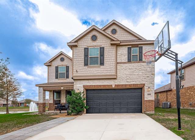 Property at 3215 Laurel Bend Ln, Pearland, TX 77584, 4 beds, 2.5 baths