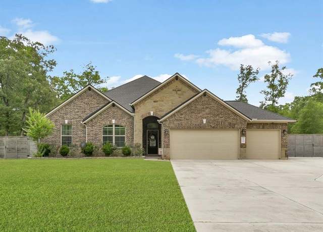 Property at 9175 White Tail Dr, Conroe, TX 77303, 4 beds, 3 baths