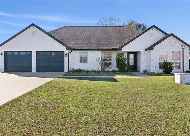 Property at 150 Tyler Dr, Orange, TX 77630, 3 beds, 2 baths