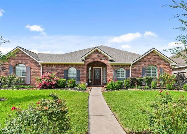 Property at 1704 Tempe St, League City, TX 77573, 4 beds, 3 baths
