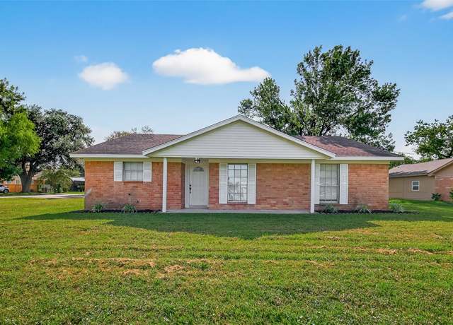 Property at 15035 Lillja Rd, Houston, TX 77060, 3 beds, 2 baths
