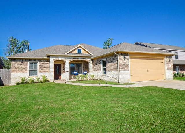 Property at 423 Rosen Ave, Arcola, TX 77583, 3 beds, 2 baths