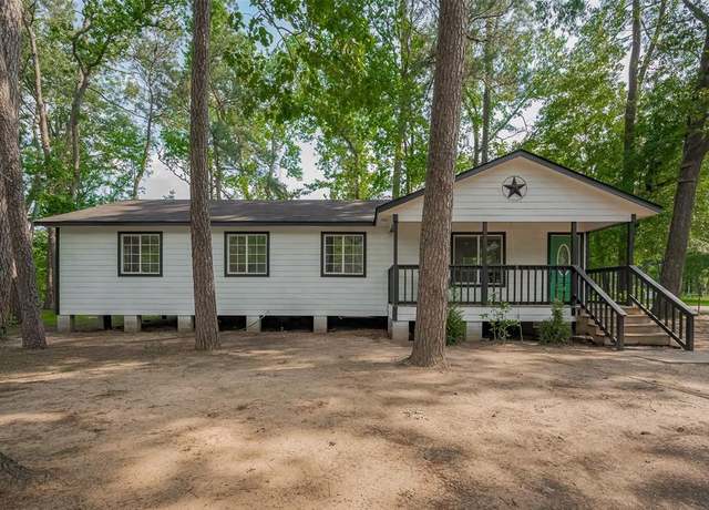 Property at 18999 N Westwood Dr, Conroe, TX 77302, 4 beds, 2 baths