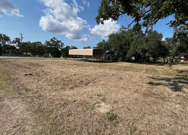 Property at 901 & 903 Parallel Rd, Somerville, TX 77879