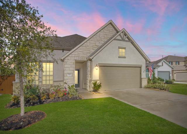 Property at 3831 Robinson Bend Dr, Spring, TX 77386, 4 beds, 3 baths