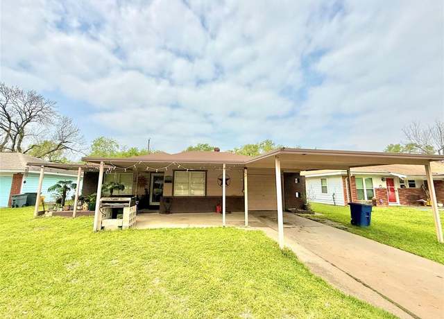 Property at 12337 Kayla Ln, Houston, TX 77015, 3 beds, 1.5 baths