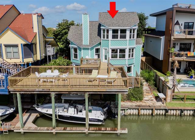Property at 1315 23rd St, San Leon, TX 77539, 3 beds, 3 baths