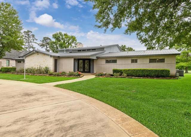Property at 14303 Bonney Brier Dr, Houston, TX 77069, 4 beds, 3.5 baths
