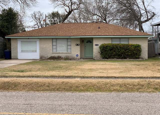 Property at 2124 5th Ave N, Texas City, TX 77590, 3 beds, 1.5 baths