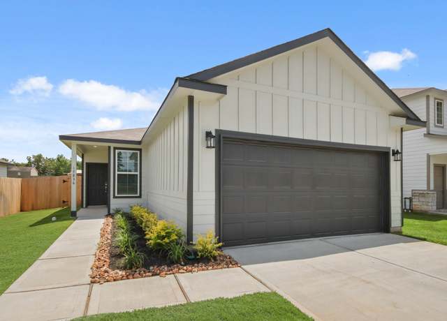 Property at 17836 Lionheart Rd, Conroe, TX 77306, 4 beds, 2 baths