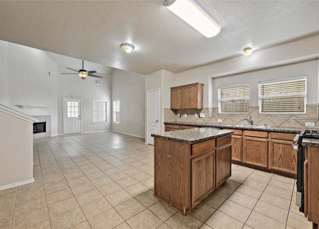 Property at 20318 Yosemite Falls Dr, Tomball, TX 77375, 4 beds, 2 baths