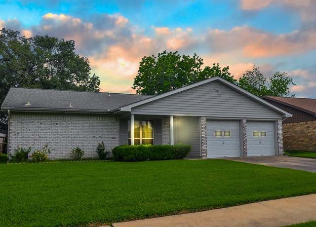 Property at 11527 Kirkhollow Dr, Houston, TX 77089, 3 beds, 2 baths
