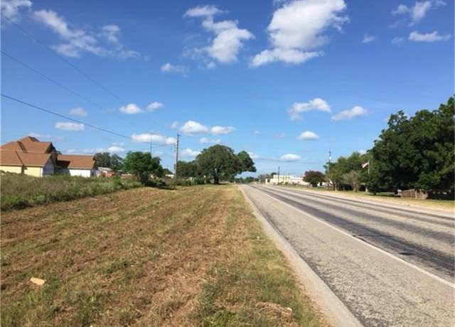 Property at 534 Us Highway 183 S, Cuero, TX 77954