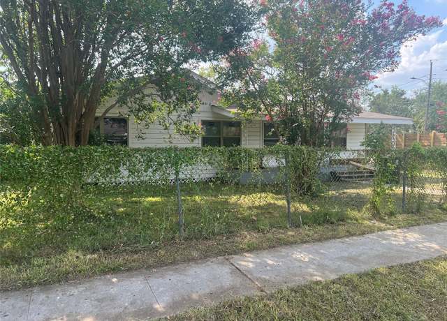 Property at 9021 Lomax St, Houston, TX 77093, 5 beds, 2 baths