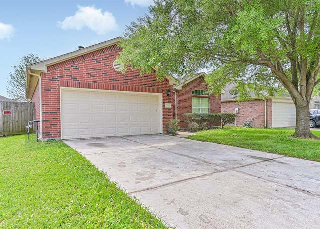 Property at 731 Chase View Dr, Bacliff, TX 77518, 3 beds, 2 baths