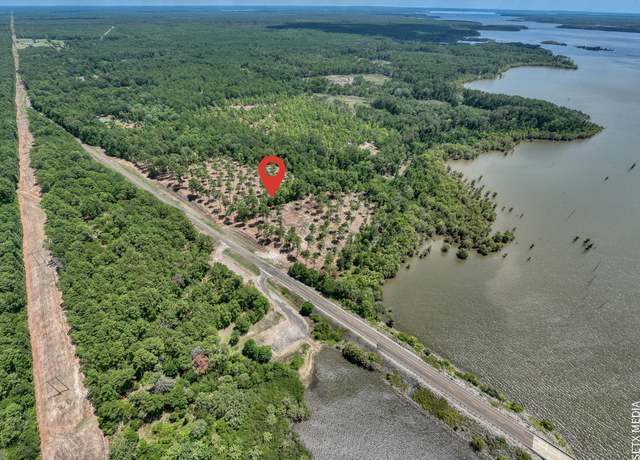 Property at 0123 Fm 83, Broaddus, TX 75929