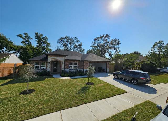Property at 4319 Trail Lake Dr, Houston, TX 77045, 3 beds, 2.5 baths