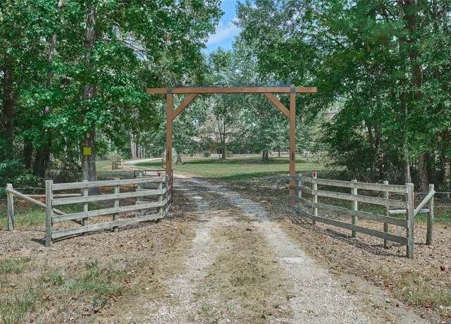 Property at 5259 Fm 946 S, Coldspring, TX 77331, 2 beds, 2 baths