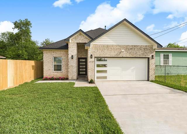 Property at 8125 Kenton St, Houston, TX 77028, 3 beds, 2 baths