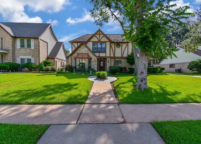 Property at 1610 Chapelwood Ln, Richmond, TX 77406, 4 beds, 2.5 baths