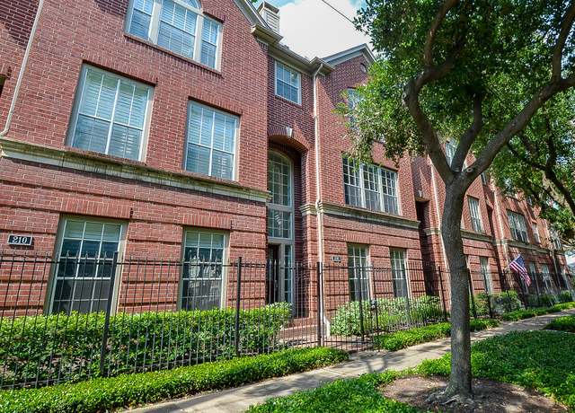Property at 208 Bremond St, Houston, TX 77006, 3 beds, 3.5 baths