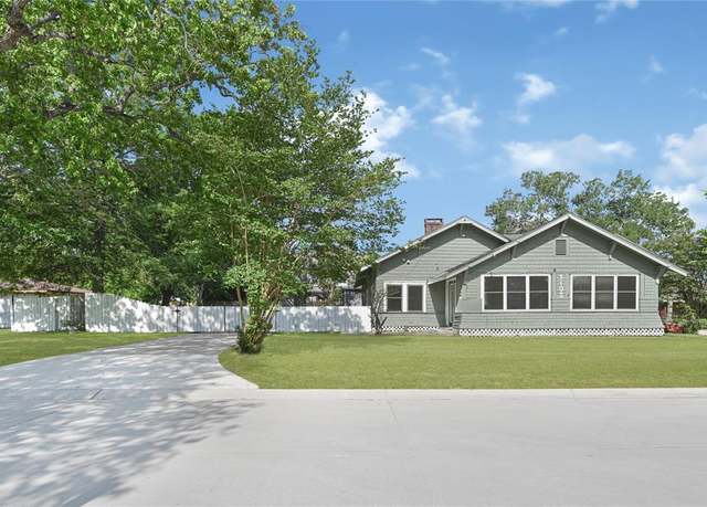 Property at 3102 Hamilton St, La Porte, TX 77571, 3 beds, 2 baths