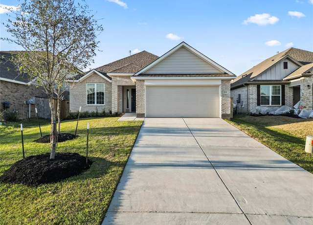 Property at 2831 Paradise Ridge Way, Conroe, TX 77301, 3 beds, 2 baths