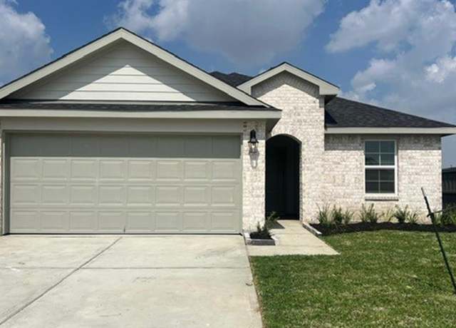 Property at 221 Amy St, Angleton, TX 77515, 3 beds, 2 baths